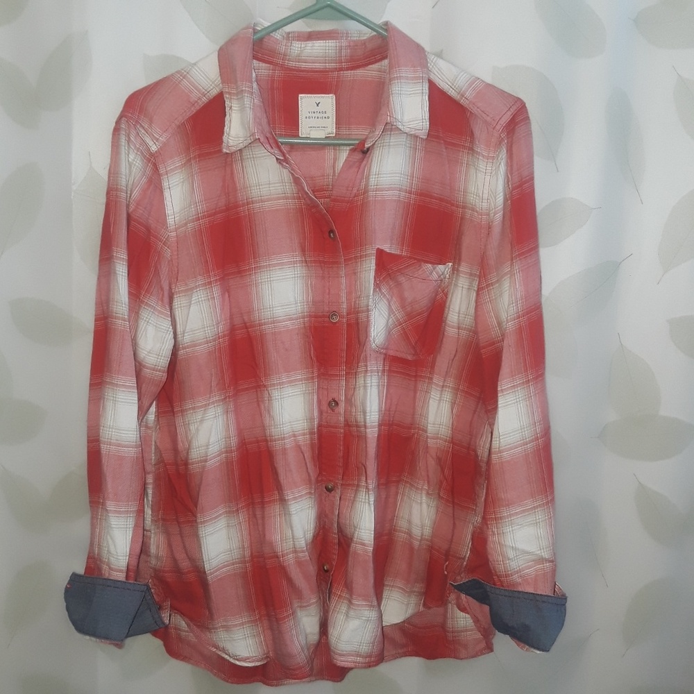 🏵American Eagle Plaid Button up Top🏵